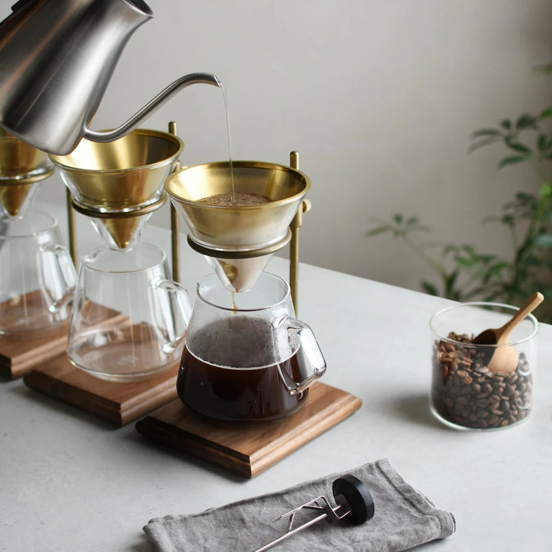 Support de cafetière filtre en noyer et laiton, pour 4 tasses