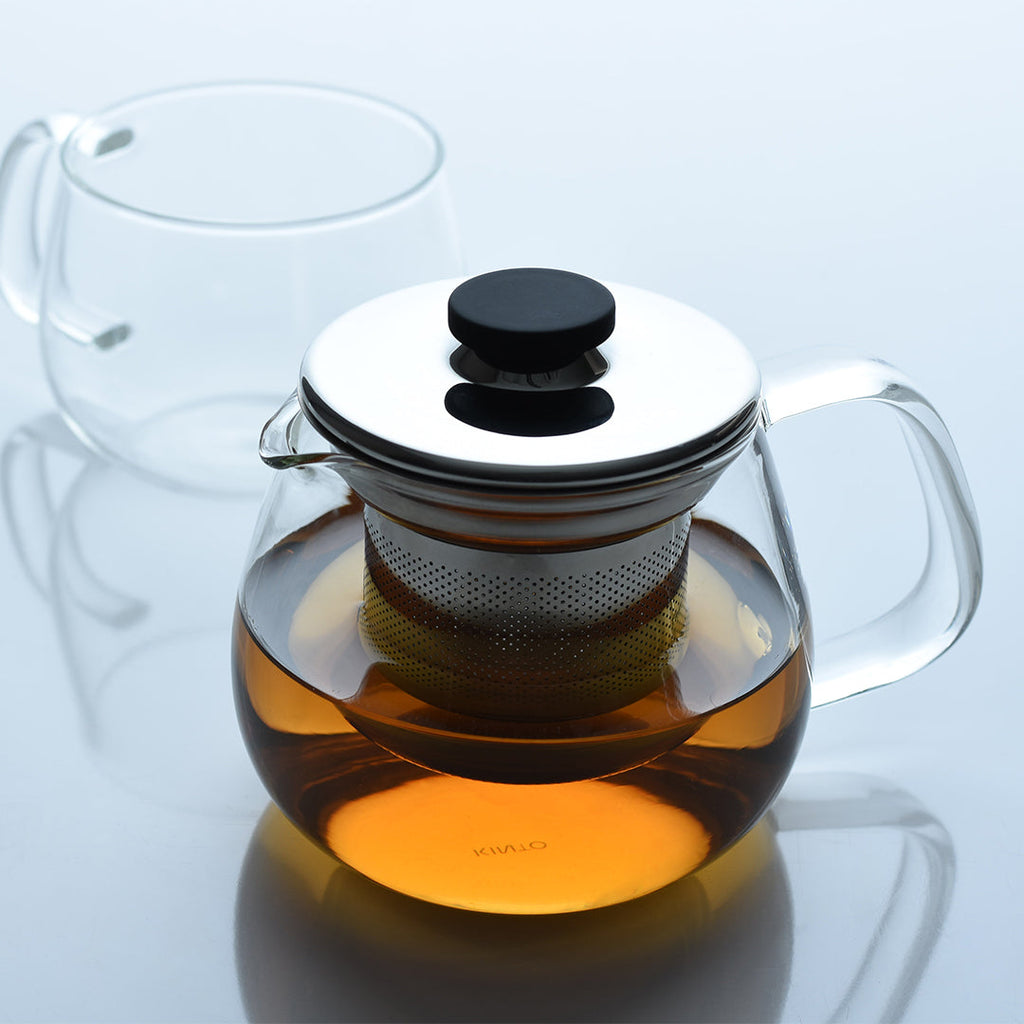 Théière en verre 450 ml avec couvercle et infuseur en inox